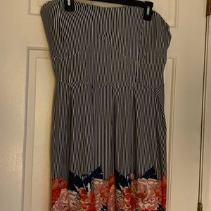 Blue and White Striped Floral strapless Dress size XXXL.